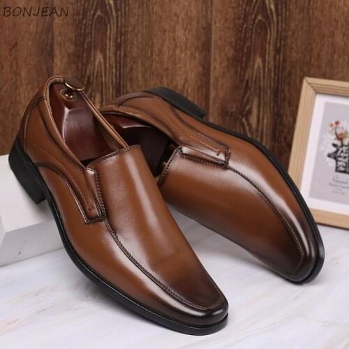 2020 Spring Autumn New Business Men Oxfords Casual Shoes Set Of Feet Dress Shoes Male Fashion Office Wedding Mens Leather Shoes