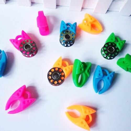 50pcs Bibbon Buddies Random Colors Bobbin Holders Clamps Thread Spool Huggers to Prevent Thread Tails