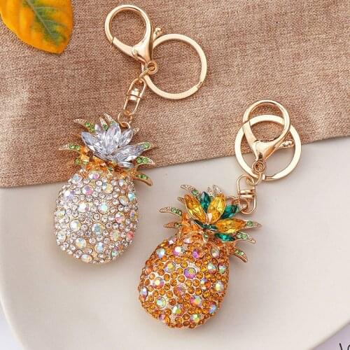 Pineapple Keychain Cute Rhinestone Crystal Fruit Pineapple Key Decoration Accessories Creative Keychain Metal Pendant