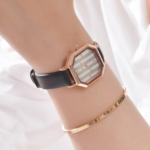 Ladies Watch With Leather Strap Lokior China