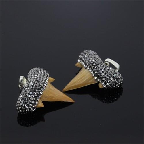 1pcs Exclusive natural shark tooth crystal paved rhinestones pendants charm elegant shark teeth pendant for jewelry making