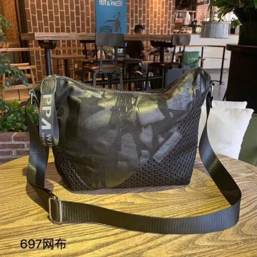 2021 New one-shoulder bag oblique bag mens and womens bag bag tide brand camouflage street casual mens bag backpack man
