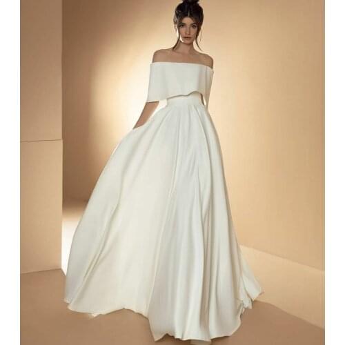 Elegant Long Boat Neck Satin Wedding Dresses with Pockets A-Line Corset Back Tulle Robes De Mariée Bridal Gown For Women