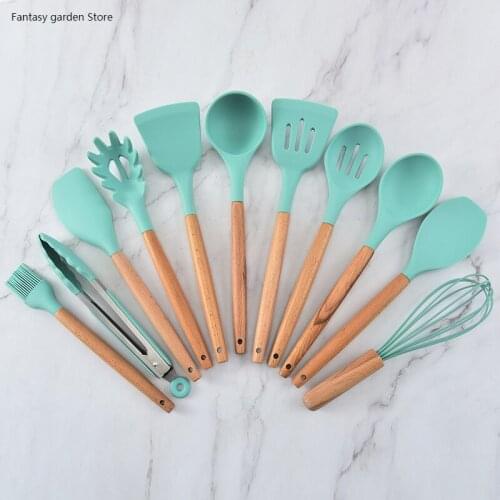 Large and Small Silicone Oil Brush, Silicone Spatula, Silicone Food Clip, 4-piece Set, Baking Tool