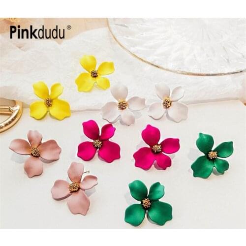 Pinkdudu Korean Large Metal Simple Pink Flower Stud Earrings Fashion Statement White Petal Stud Earrings for Women Jewelry PD107