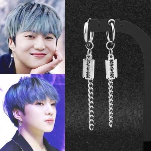 Korean Pop Jewelry Boys Stainless Steel Punk Stud Earring Razor Blades Unisex Earrings Rock Tassel Shaver Geometric Men Ear Clip