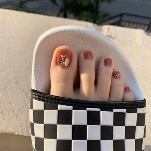 24pcs/set Cream Pomelo pure color 3D decorated false nails for toe with glue Short size summer cute toe nails with shell