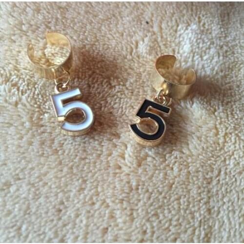 EY279 Fashion Vintage Black and white Geometric 5 word No ear hole ear clip elegant jewelry man and woman Ear clip 1pcs