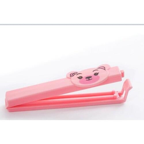Multi-role cartoon snack clip snack food bag sealing clip household kitchen moisture-proof sealing clip