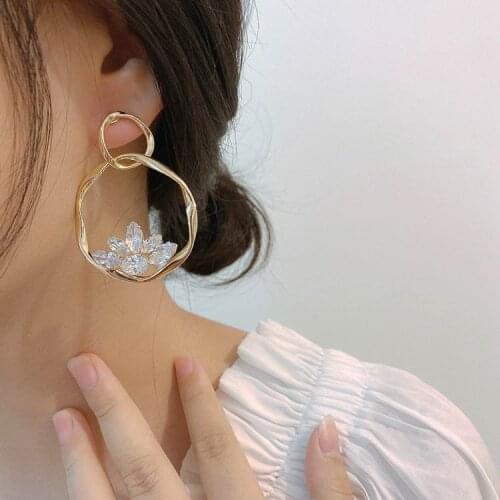 Korean 2020 New Exaggerate Irregular Big Circle Crystal Flower Statement Drop Earrings For Women Fashion Party Pendientes