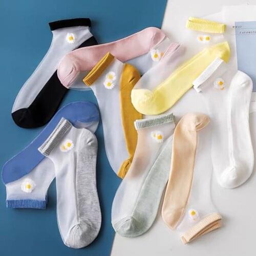 5 Pairs Summer Elegant Women Ankle Socks Transparent Daisy Embroidery Lace Silk Short Socks Cute Girls Funny Elastic Socks