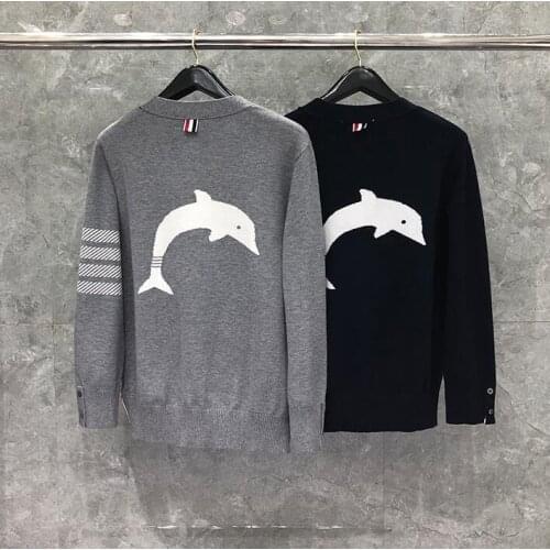2021 Fashion Brand Sweaters Men Women Slim O-Neck Cardigan Clothing Striped Wool Back Dolphin Pattern Winter Casual Coat