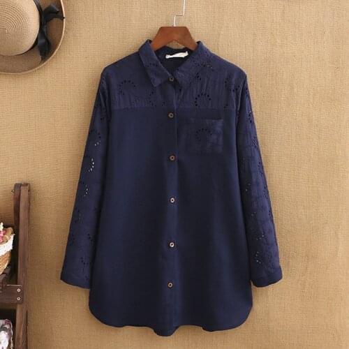 Plus Size Shirt Female Fat mm Lace Crochet Cotton Top Spring New Mid-length Thin Bottoming Shirt 200 kg