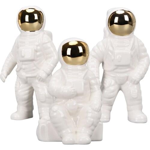 Ceramic Astronaut Sculpture Modern European Living Room Decor Home Decoration Accessories Modern Living Room Decoration