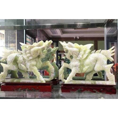 Shining a pair of Jade unicorn ornaments natural town house urging lucky wealth