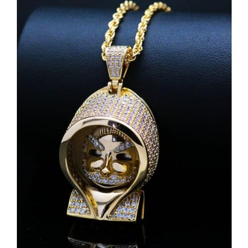 Micro Paved AAA Cubic Zirconia Bling Iced Out Gold cloak Mario Pendants Necklace For Men Hip Hop Rapper Jewlery Drop Shipping