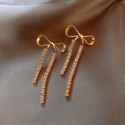 Zeojrlly Metal Trendy Bowknot Women Dangle Earrings Korean Long Bow Tassel Crystal Earrings For Female Jewelry Simple Earrring