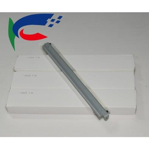 Transfer Belt Cleaning Blade for CP3525 4025 M551 3530 4025 4540 4525 M575 M570 3525 CE249A RM1-4982 CC468-67927