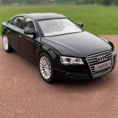1:32 Diecast Scale toy Car audi A6 Models 4 Openable Doors Metal Model Sound And Light Pull Back SUV Toys for kids