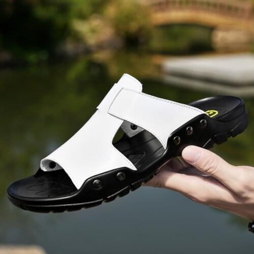 Genuine Leather Slippers Men Outdoor Non-slip Summer Shoes Home Fashion Casual Shoes Cool Soft Beach Pantuflas Plus Size 37-49