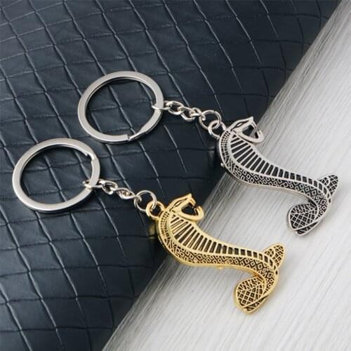 Car Keychain 3D Metal Cobra Snake Emblem Badge Auto Car Keyring Key Ring Chain Keychain for Ford Focus 2 3 Mustang Shelby GT