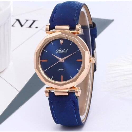 Feira De Vaidade Ladies Watch With Leather Strap