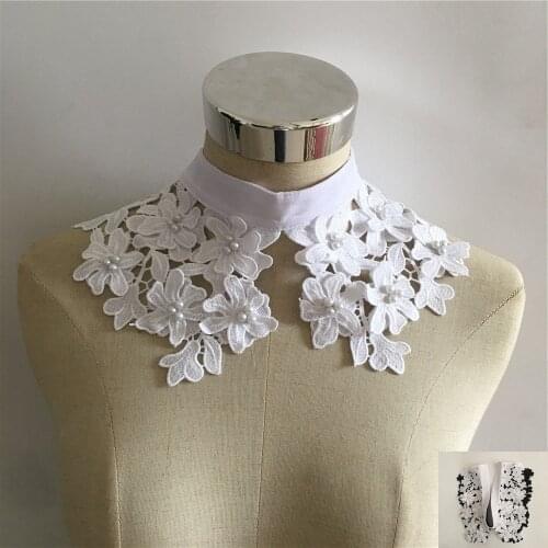 New Embroidered Lace Collar ABS Pearl Flower DIY With Buttons Directly Buckle Collar Decoration Sewing Dress Accessories