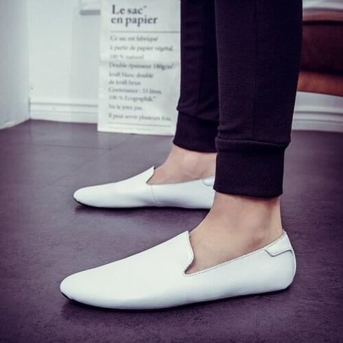 2021 Luxury Men Casual Lightweight Black Loafers Mens Comfortable Genuine Leather Loafers Men Moccasins Slip-on Footwear