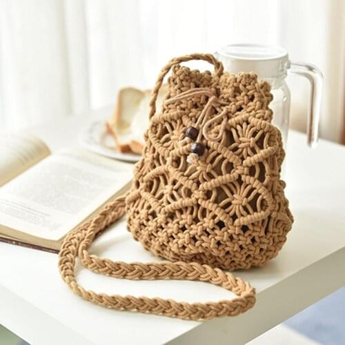 Women Fashion Weave Shoulder Bag Summer Beach Vacation Crossbody Messenger Bucket Bag Female Mini Small Vintage Handbag Purse