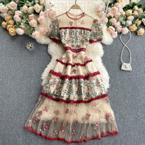 2021 Summer Womens Dress French Court Style Round Neck Embroidered Mesh Puff Sleeve Dress New Waist Female Slim Dresses DE349
