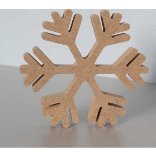 HLO 2021 Decorative Wooden Snowflake Easily Paintable Disassembled Paint In Different Colors And Patterns Reasonble Price