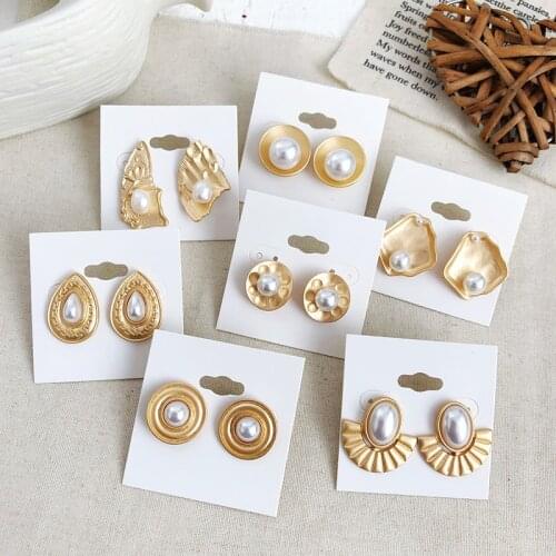 2019 New Design Elegant Matte Gold Pearl Clip On Earrings Round Irregular Ear Clips Without Piercing for Women Girl Jewelry Gift