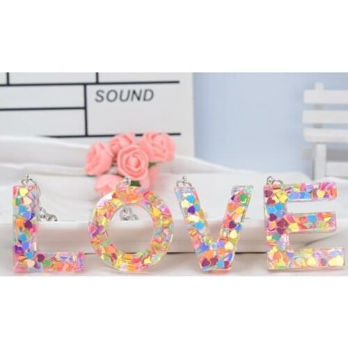 New English Letter Keychains Colorful Love Heart Sequins Resin Key Chain Keyring Handbag Hanging Decoration Key Ring For Woman
