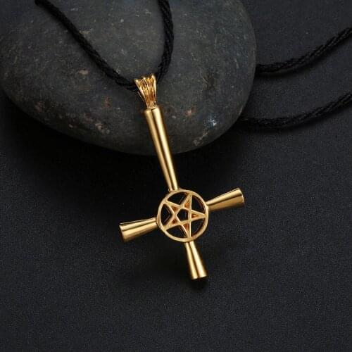 Vintage Jesus Star of David Cross Necklaces for Men Women Christian Religious Pendant Amulet Jewelry Gift for Mom Dad