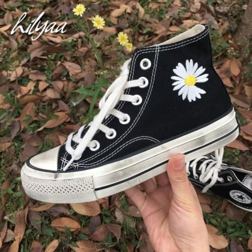 2020 New Women Canvas Shoes Female Retro Classical Ankle Vulcanized Shoes Daisy Design Spring Girls Fashion Canvas Shoes Women