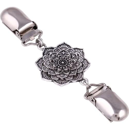 4Pcs Retro Sweater Cardigan Clip Shirt Duck-mouth Clips Shawl Clip Pin Brooch Shirt Collar Buckles Clothing Decor Accessories