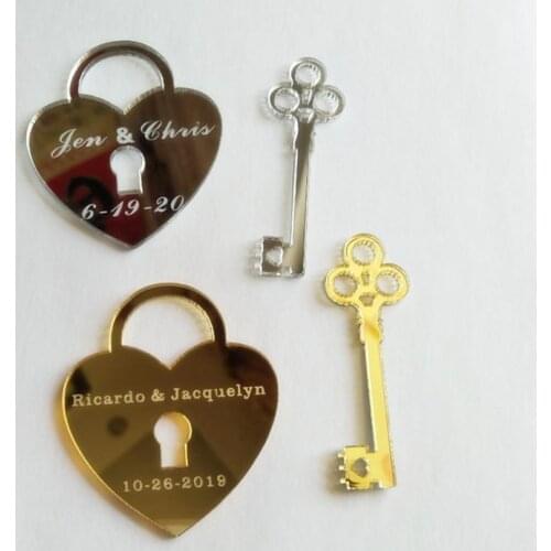 50pcs Personalized Custom Engraved wedding name and date Mirror Silver Gold wooden Key lock Wedding Gift Tags