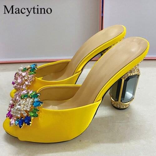 Fancy diamond flower decoration ladies high-heel slippers round toe glass heel decoration fashionable party slippers