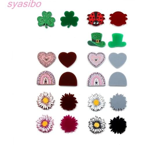 10pcs /lot) 20mm Acrylic Hat St Patricks Daisy Rainbow Heart Ladybug Laser Cut Animal Jewelry Accessories