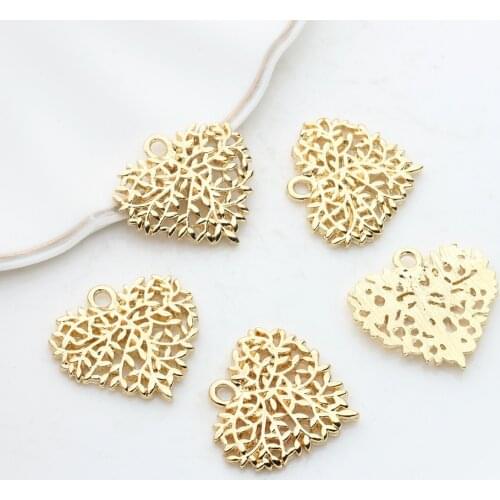 Zinc Alloy Golden Hollow Love Sweet Heart Lace Charms Pendant 22mm 6pcs/lot For DIY Jewelry Necklace Earrings Making Accessories