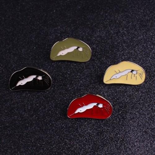 Sexy Lips Metal Bages On Clothes Backpack Cartoon Brooch DIY Jeanm Jackets Lapel Pins Badges Accessories DIY Bag Icons