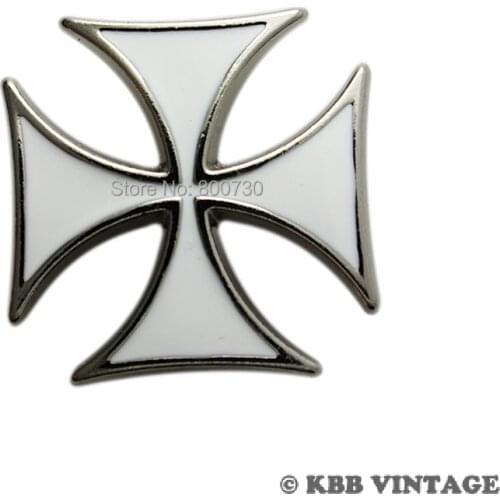 KB605) Lot of 10pc Western Maltese Cross Concho White Leather Saddle Tack Belt