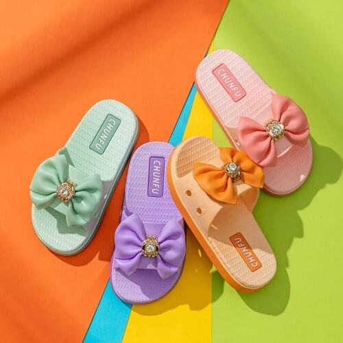 Girls' Slippers Summer Wear Fashion Indoor Four Seasons Childrens Sandals Female Baths Soft Bottoms Home Cute Kids Princesses