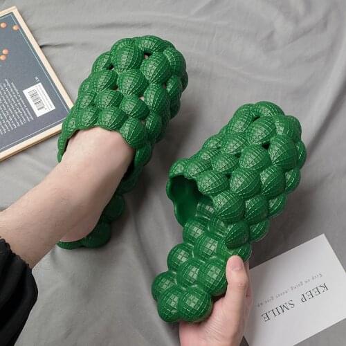 2021 New Summer Novely Green Men Fruit Slippers Indoor Non-slip Male Massage Slides Home Mens Slippers zapatillas casa hombre