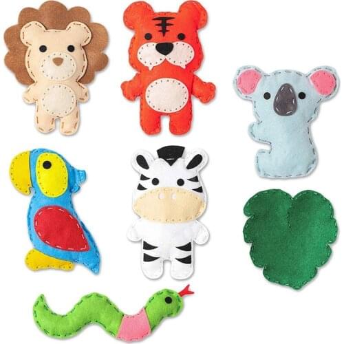 Jungle Animal Felt Sewing Kit for Kids Wild Animals Sewing Pack for Beginner Boy Girls Fun DIY Sewing Toy Craft Gift