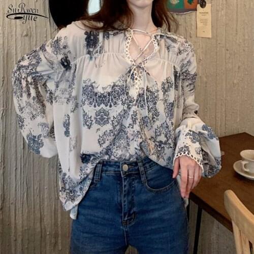 Autumn New Fashion Shirt Women Long Sleeve Blouses Women Casual Lady Loose Tops Floral Retro Blouse Printed Lace Shirt 16775