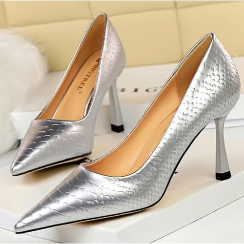 2021 Women 8cm High Heels Pumps Plus Size 43 Stripper Party Shoes Lady Medium Heels Scarpins Yellow Silver Prom Fashion Pumps
