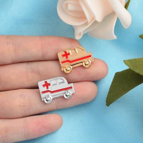 1PCS Originality Personality Metal Hospital Medical Ambulance Icon Decoration Apparel Brooch Backpack Badges Accessories