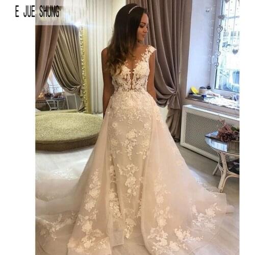 E JUE SHUNG Gorgeous 2 in 1 Wedding Dresses Scoop Neck Cap Sleeves Lace Appliques Button Ivory Detachable Train Robe De Marriage
