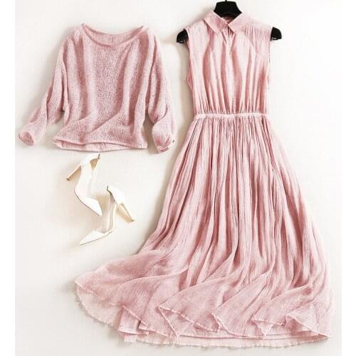 Weiou 2021 spring solid dress bat sleeve T-shirt stitching silk long skirt two piece set 6227